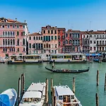 Ca' Fornoni Grand Canal *