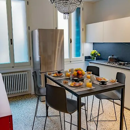 Ca' Fornoni Grand Canal Apartment Venedig