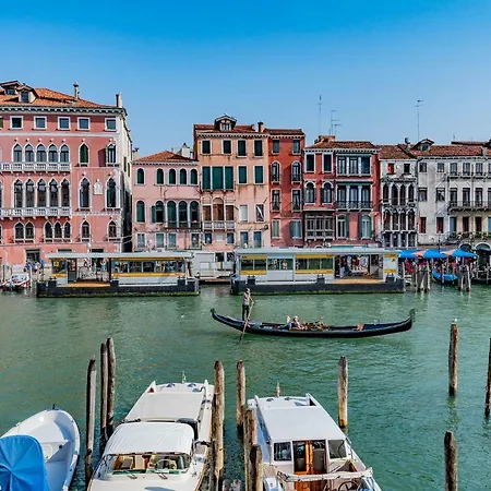 Ca' Fornoni Grand Canal *