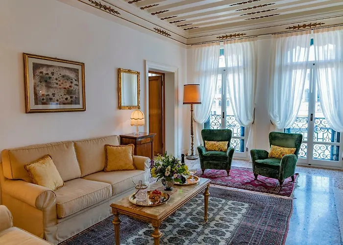 Hotel Ca' Fornoni Grand Canal