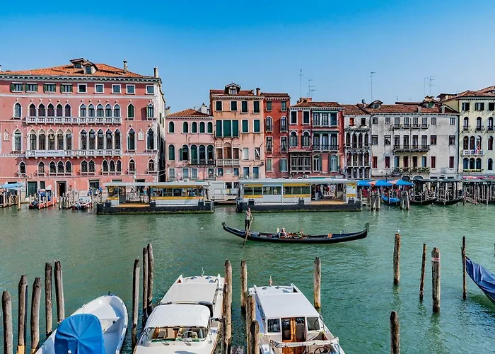 Ca' Fornoni Grand Canal *